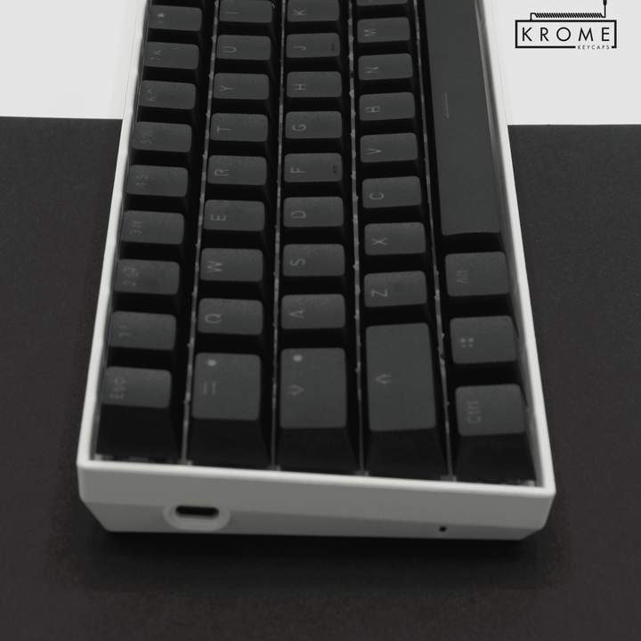 Black Keychron (Layout) Dual Language PBT Keycaps - 65/75% Krome Keycaps LTD mac & multimedia